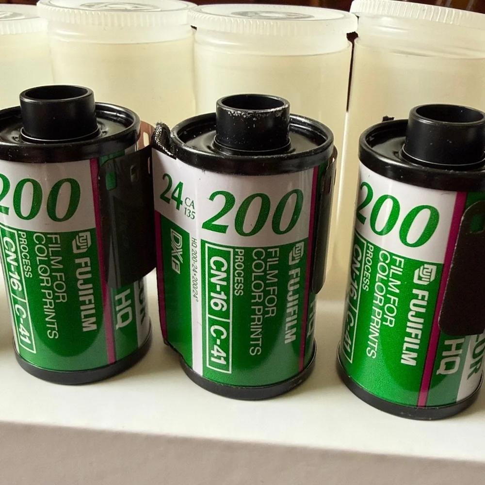 Fujifilm Super HQ 200 ISO 24 35mm Color Film Rolls expired date